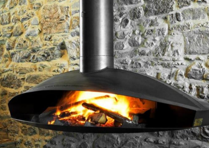 Le noir a enduit la cheminée suspendue par Heater Wall Mounted Wood Hanging d'intérieur