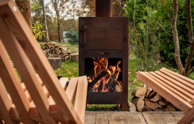 Cheminée extérieure d'Oven Wood Burning Corten Steel de pizza de jardin avec des grils