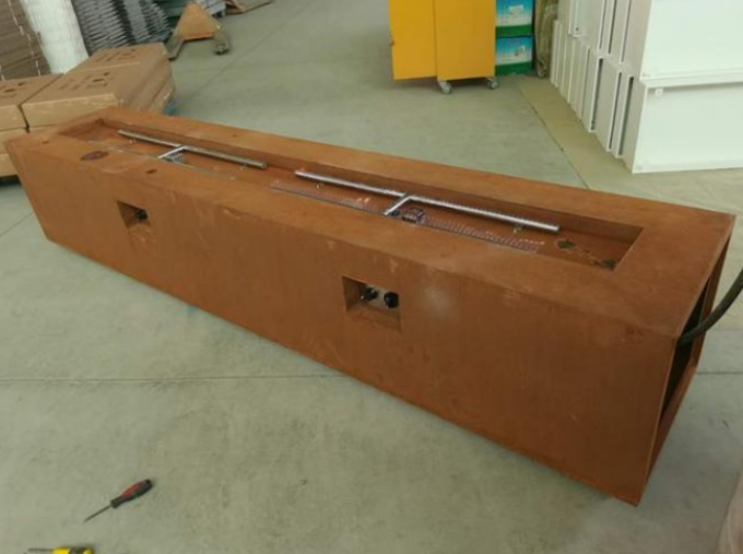Le feu de gaz en acier caché par rectangle de Corten de réservoir de LP Pit Table For Backyard