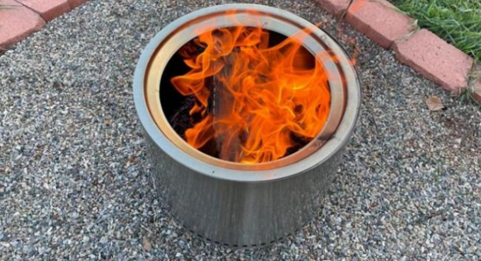 Puits brûlant en bois en acier du feu de Corten fumée extérieure de décoration de basse