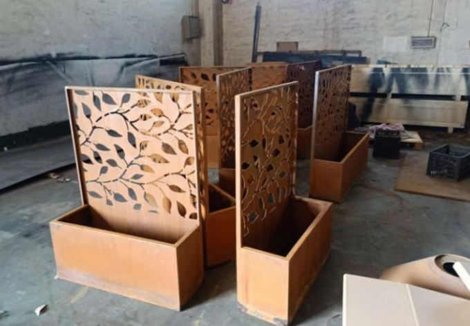Boîte en acier de planteur de cuvette de Corten de treillis décoratif en métal de conception moderne