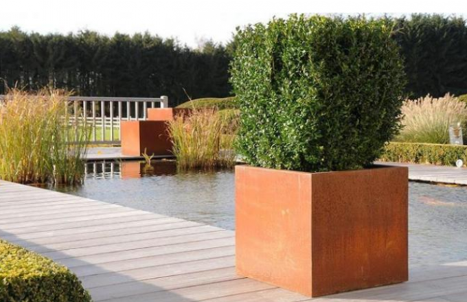 Planteur carré en acier de Corten en métal de jardin en pot de taille moderne de cube avec des trous de drainage