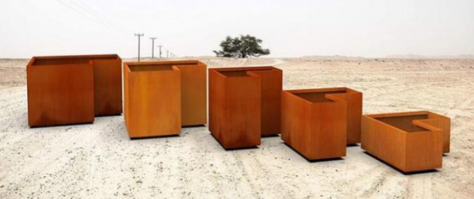Planteur en acier contemporain de boîte de coin en métal de Corten pour extérieur résidentiel