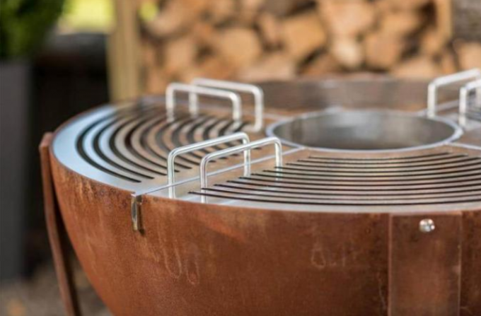 Bois à cuire extérieur brûlant le gril en acier de BARBECUE de mine du feu de Corten