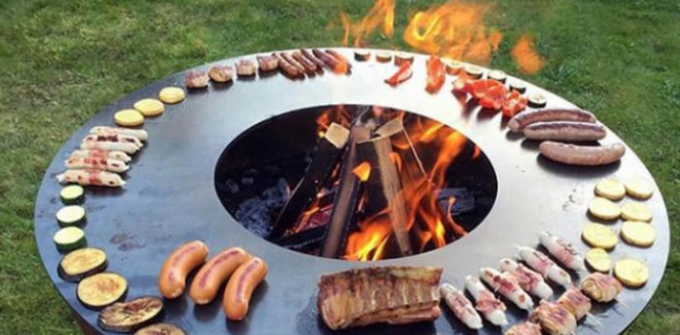 Cône brûlant en bois survivant au gril à cuire extérieur en acier pour le barbecue campant