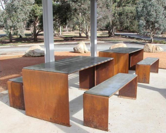 Banc extérieur de la taille 40cm Rusty Red Corten Steel Park avec des selles d'Optinal