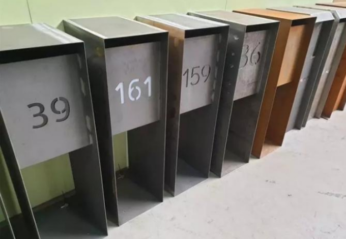 Boîtes aux lettres en acier de Corten en métal de boîte postale de serrure imperméable extérieure de clé