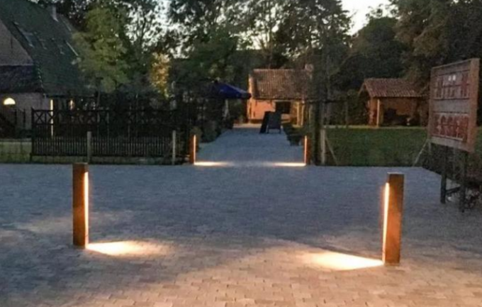 Lumières en acier extérieures de borne de couleur de rouille de Corten d'appareil d'éclairage de décoration
