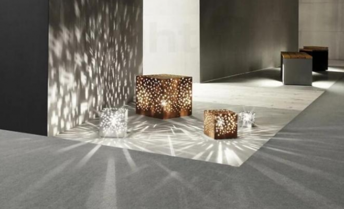 Lumière géométrique extérieure de Rusty Corten Steel Outdoor Floor avec l'abat-jour cubique
