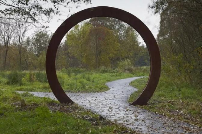 Jardin en acier Art Sculpture de Corten de grande de rouille en métal porte décorative de lune