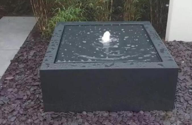 Caractéristique extérieure de l'eau d'acier au carbone de fontaine extérieure noire de piscine pour le jardin