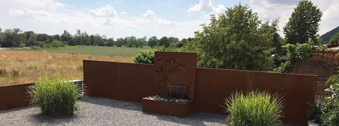 La fontaine d'eau en acier rustique d'étang de Corten de jardin avec le laser a coupé le panneau d'écran