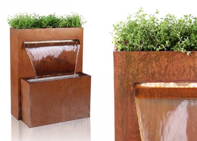 Grande fontaine d'eau extérieure moderne adaptée aux besoins du client d'acier de Corten de fontaines d'eau