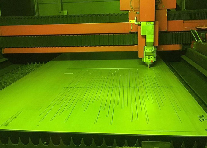 Comment nous avons fait à Corten la coupe Grille-laser en acier