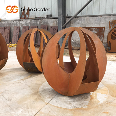 Le laser fait sur commande de forme a coupé géométrique corten les pots de fleur en acier 90*25*25cm