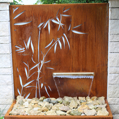 la fontaine d'eau en acier rustique de 1500x1000x600mm Corten avec le laser a coupé le panneau d'écran