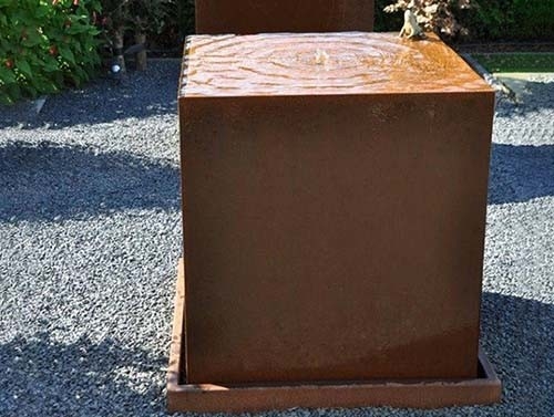 le jardin carré en métal de 1100mm ornemente la caractéristique en acier de l'eau de Corten