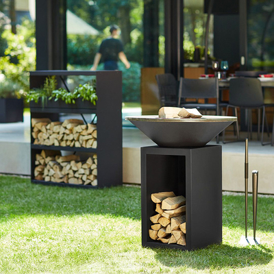 Le feu en acier rouillé Pit Outdoor With Wood Storage de la taille 100cm Corten