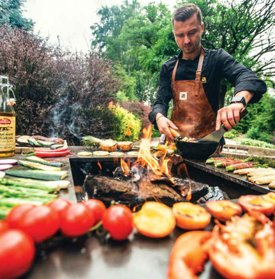 Foyer de barbecue en acier Corten patiné de 3 mm d'épaisseur avec plancha circulaire