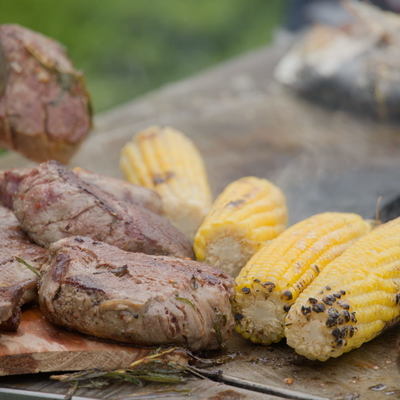 Gril extérieur en acier de BBQ de foyer extérieur en acier de Corten brûlant pour le pique-nique campant