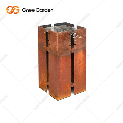 Gril de barbecue de foyer ouvert brûlant du bois en métal pour la cuisine extérieure de jardin