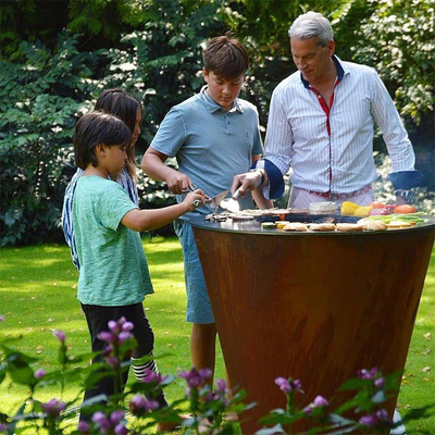 Grille de barbecue en métal Corten extérieur pour cuisson à usage intensif