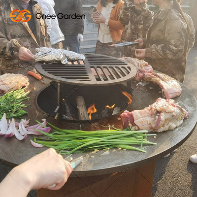 Les grils à cuire extérieurs en acier de Corten de rouille de jardin mettent le feu à des services d'emballage de gril de BARBECUE de mine