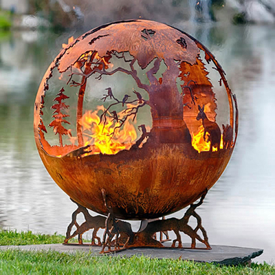 Le feu en acier épais Handcrafted Pit And Water Bowl Sphere de 100cm Corten a formé