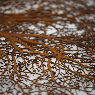 L'acier de Corten s'est rouillé arbre extérieur réaliste en métal sculptent décoratif