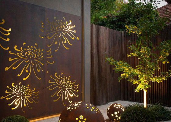 le jardin en métal de modèle de chrysanthème de 3mm ornemente Corten le laser qu'en acier a coupé des panneaux