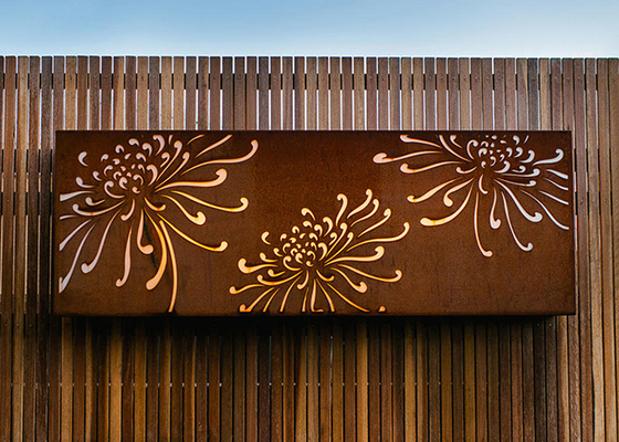 le jardin en métal de modèle de chrysanthème de 3mm ornemente Corten le laser qu'en acier a coupé des panneaux