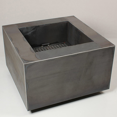 Puits brûlant en bois extérieur 600 x 600 X H500mm du feu en métal de place