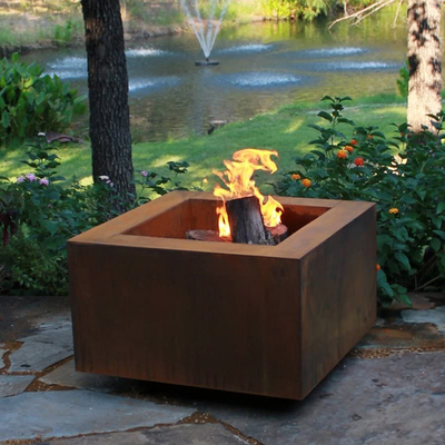 Puits brûlant en bois extérieur 600 x 600 X H500mm du feu en métal de place