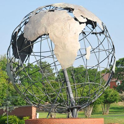 Le miroir certifié par TUV a poli service d'OEM de statue de globe de sculpture en acier inoxydable le grand
