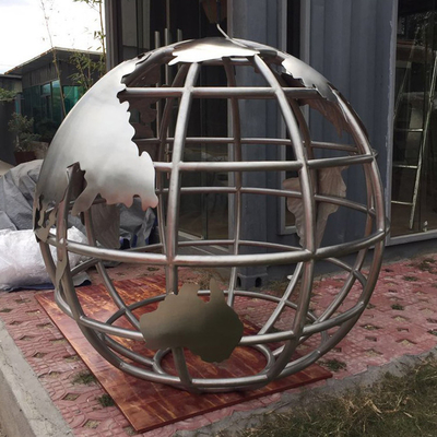 Le miroir certifié par TUV a poli service d'OEM de statue de globe de sculpture en acier inoxydable le grand