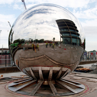 Accueil extérieur d'ODM d'OEM de sculpture en jardin de boule en métal de forme de boule