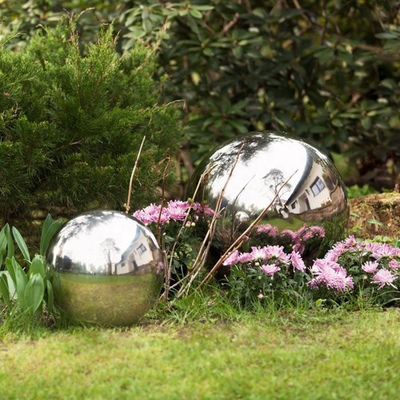 Accueil extérieur d'ODM d'OEM de sculpture en jardin de boule en métal de forme de boule