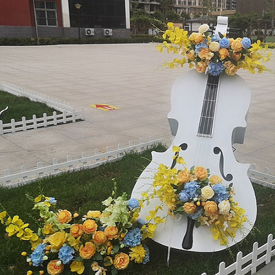 Sculpture en instrument de musique de violoncelle de fer pour les ornements extérieurs de pelouse de jardin