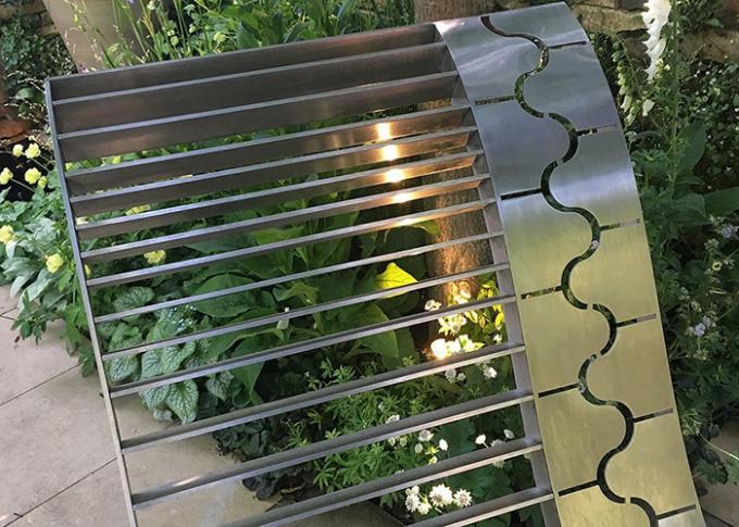 Chaise-détails de plate-forme d'acier inoxydable