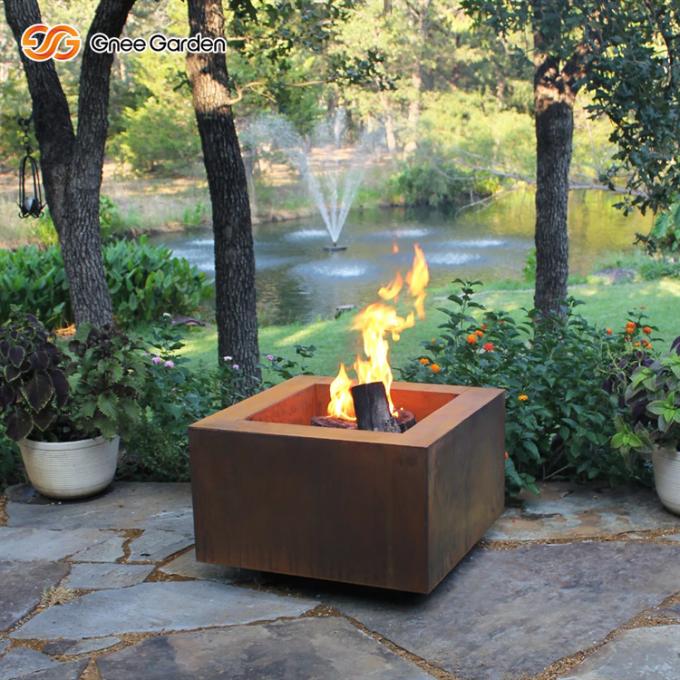 Extérieurs faits sur commande décorent la cuvette de feu accrochante de Corten