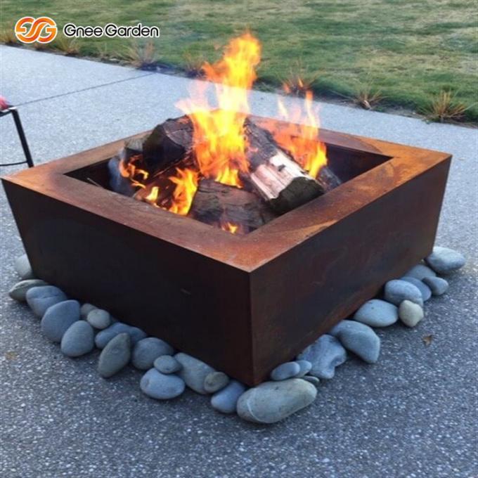 Table extérieure classique en acier de mine du feu de jardin de Corten