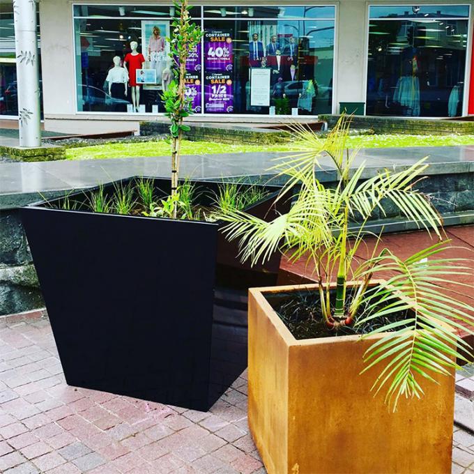 Les pots rectangulaires fleurissent la boîte en acier de planteur de Corten de série métallique