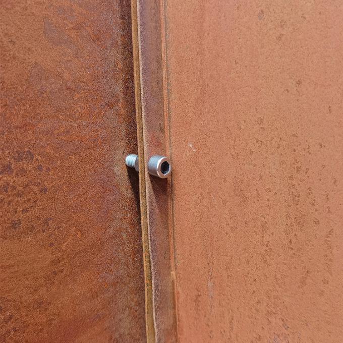 Le laser en acier adapté aux besoins du client de produits de jardin de Corten a coupé le pot de fleur carré de planteur extérieur détachable en métal