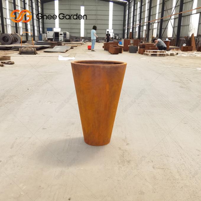 Le jardin en acier adapté aux besoins du client de pot de fleurs de Corten de fonction place le planteur extérieur en métal de pot de fleur