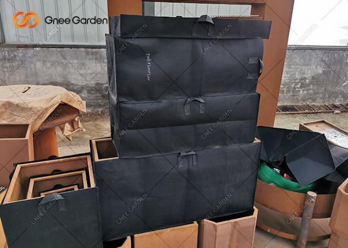 Planteur en acier en métal de planteur de la Chine d'usine de rouille de jardin de rectangle en acier résistant à haute teneur d'utilisation en dehors de boîte de planteur