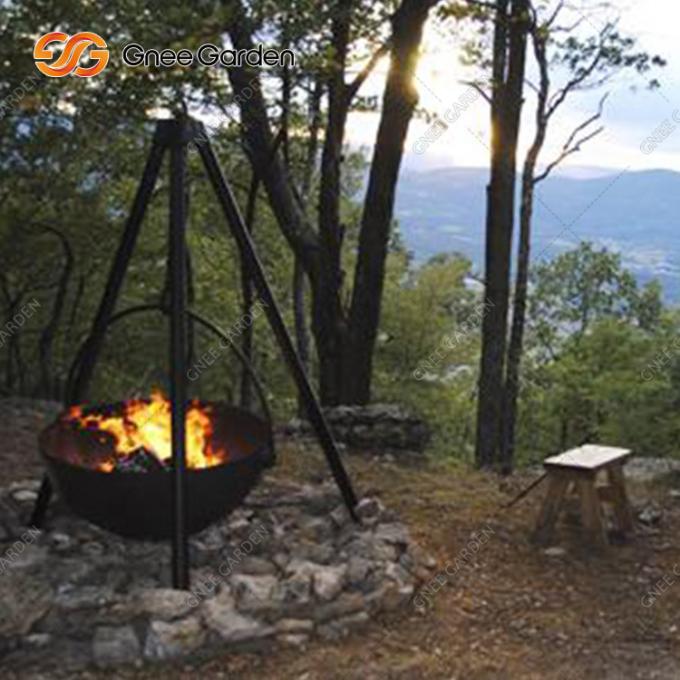 Nouveau gril en acier de barbecue de barbecue de Corten de charbon de bois commercial de Rusty Metal Fire Pit Outdoor de cuisine de brasero de fumeur mis le feu par bois de cheminée