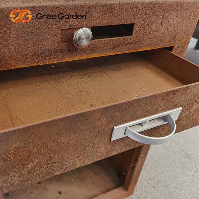 Le feu en acier Pit With Firewood Storage Backyard Rusty Colour de Corten adapté aux besoins du client par BARBECUE extérieur