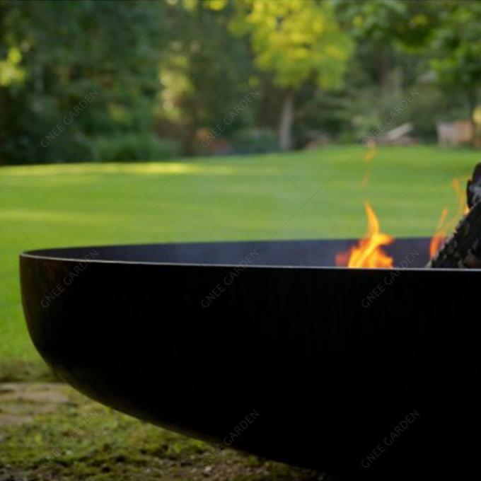 Bois de conception de camping de jardin brûlant l'espace vital extérieur extérieur portatif en acier de Corten FirPit