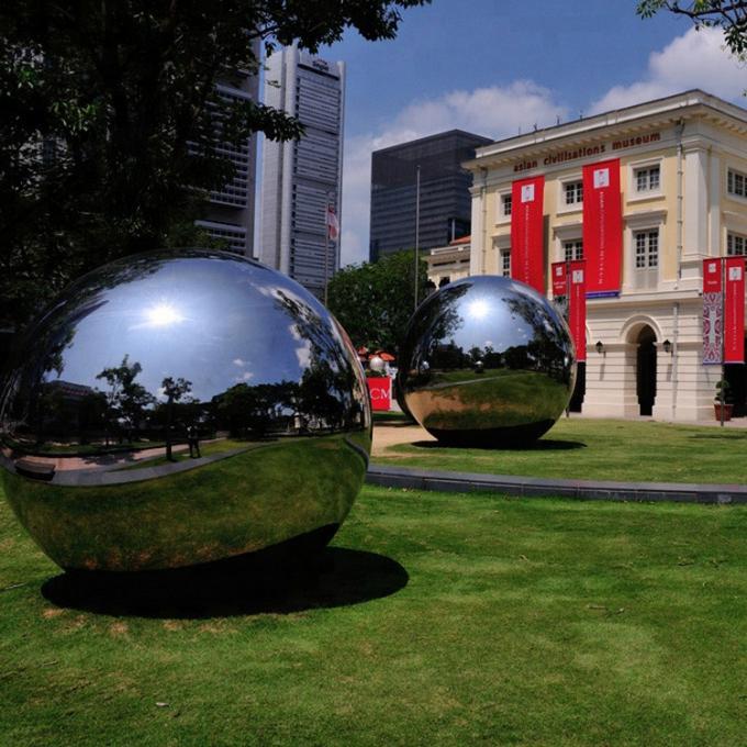 Les grandes boules en métal de sphère creuse d'acier inoxydable sculptent pour la décoration extérieure
